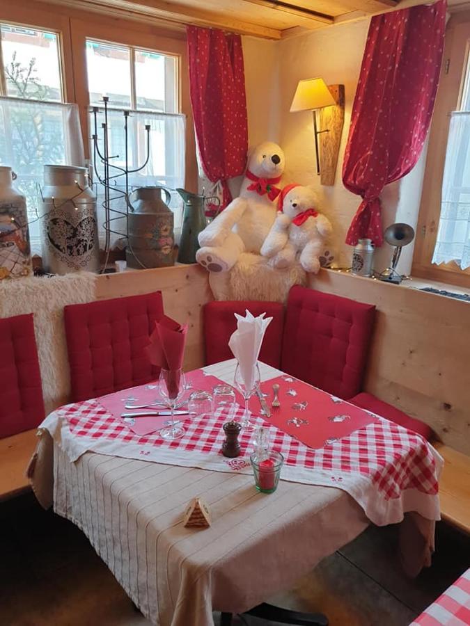 Auberge De L'Ours Vers L'Eglise Екстериор снимка